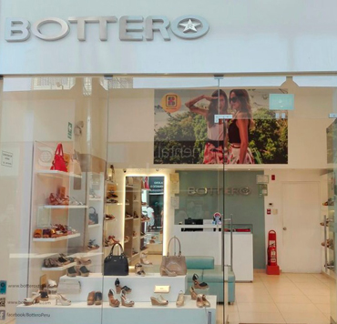 tienda real plaza chiclayo